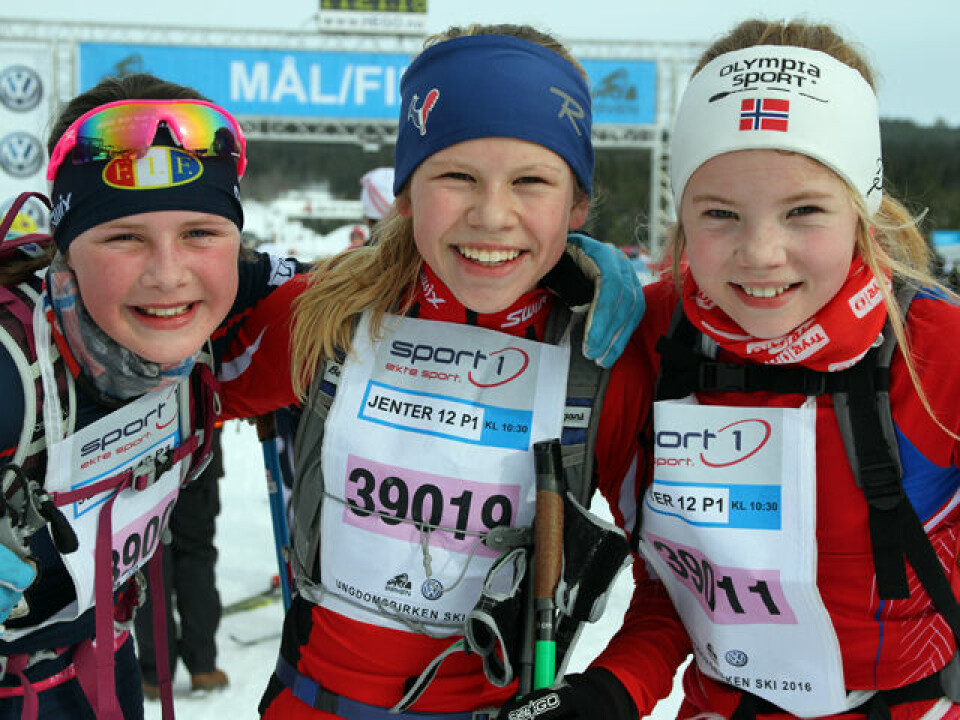 Rekord i UngdomsBirken - 2452 i mål på Birkebeineren skistadion UBirk-139_J12_Pallen.jpg