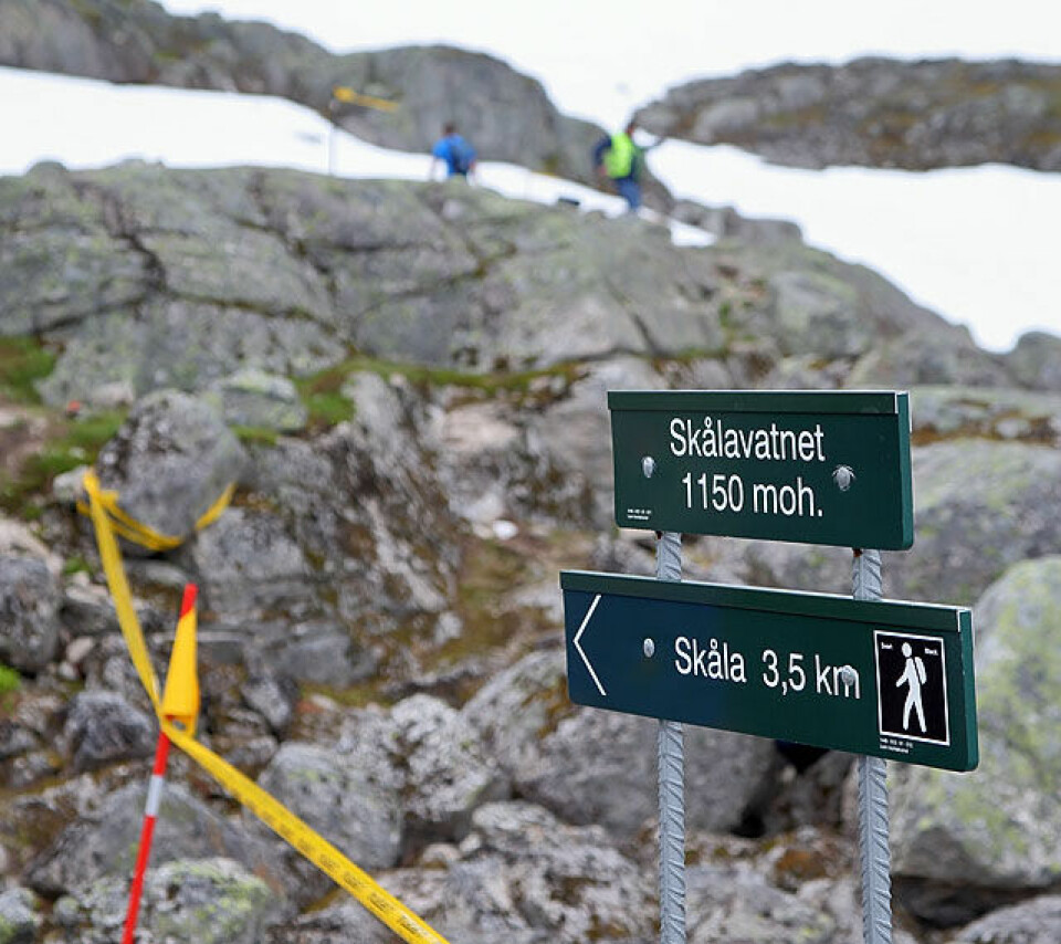 Skåla Opp fullsatt på en time Skilt_Skaalavatnet_1150m_CK8R2538.jpg