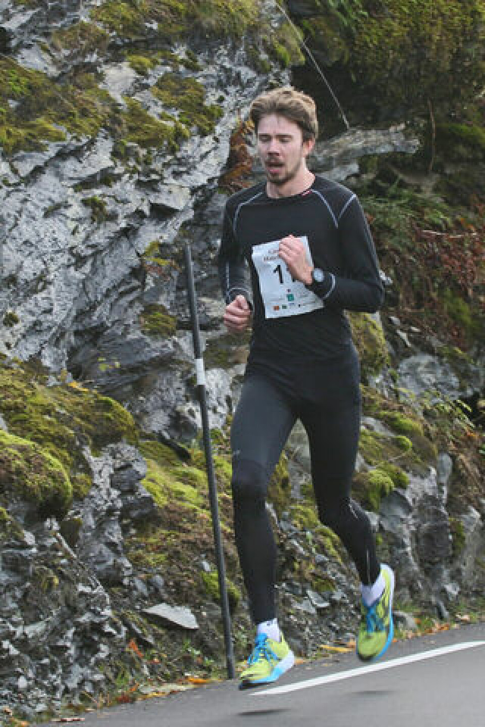 Trude Eimhjellen og Bendik Grimsbø vant Gloppen halvmaraton (Nå med flere bilder) Foto - Svein Hjelmeset (6).jpg
