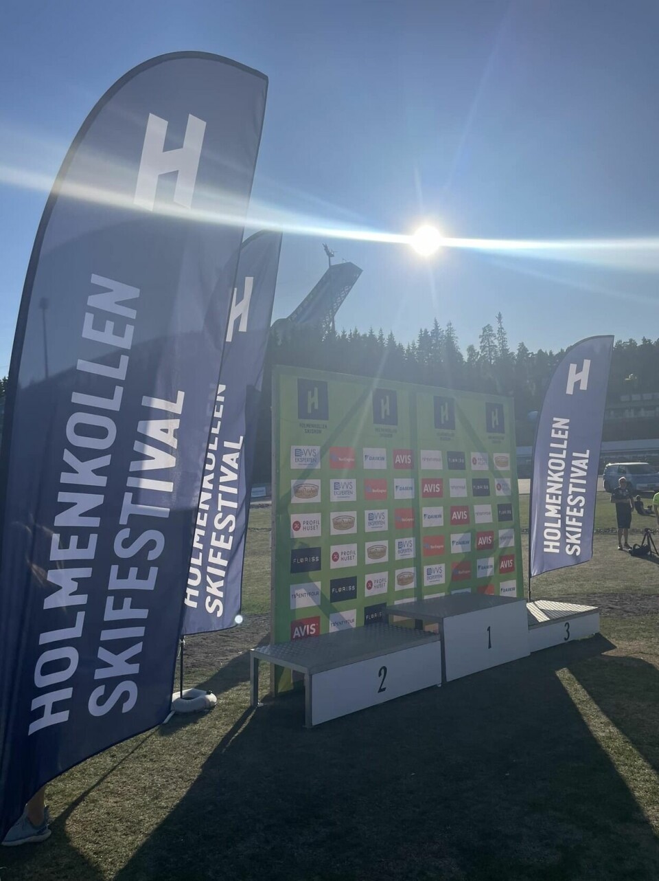 Det var duket for fart og spenning, samt fine aktiviteter for barn og unge under lørdagens Skishow i Holmenkollen. (Foto: Arrangøren) Det var duket for fart og spenning, samt fine aktiviteter for barn og unge under lørdagens Skishow i Holmenkollen. (Foto: Arrangøren)