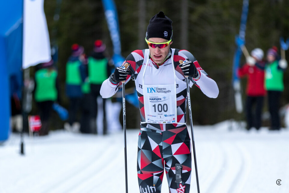 Simen Østensen vant en klar seier i Holmenkollmarsjen i Romeriksåsen. (Foto: Sylvain Cavatz) Simen Østensen vant en klar seier i Holmenkollmarsjen i Romeriksåsen. (Foto: Sylvain Cavatz)
