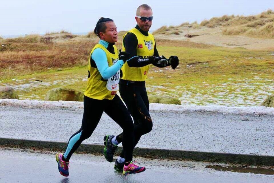 Eline og Håkon skal profilere Spitsbergen Marathon Eline_Håkon_sola_2016.jpg