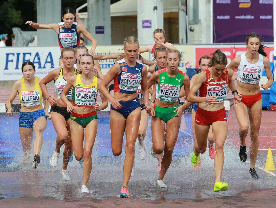 To norske jenter videre til finalen på 3000 m hinder i U23-EM Vanngrav2_Otervik_over_hinderet_AZ3T5353.jpg