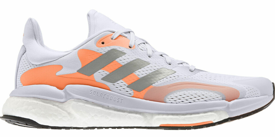 Test av løpesko for asfalt 2021 Adidas SolarBoost 3-herre.jpg