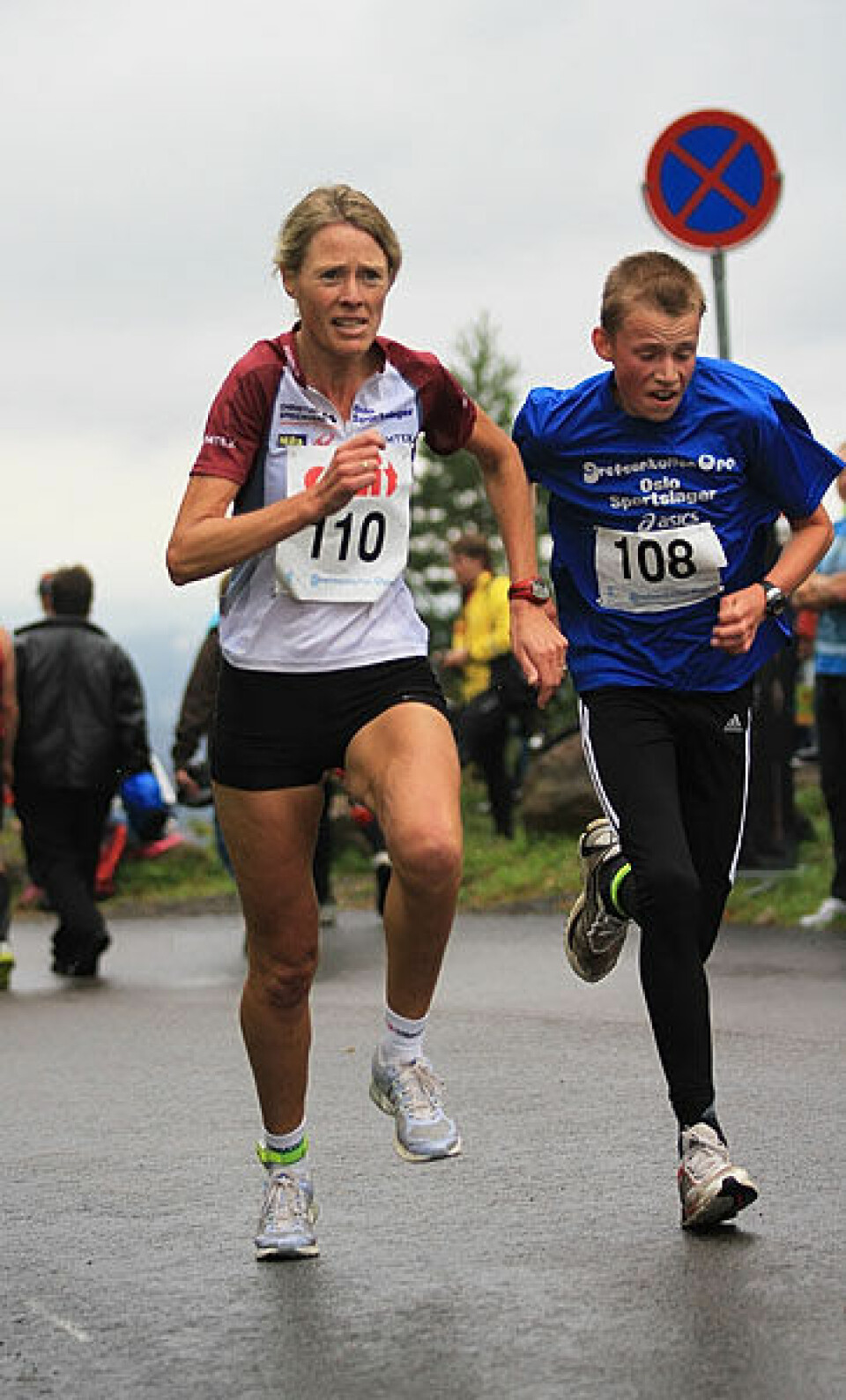225 løp Grefsenkollen Opp Kari_Madslien_Joergen_N_Loevseth_IMG_5026