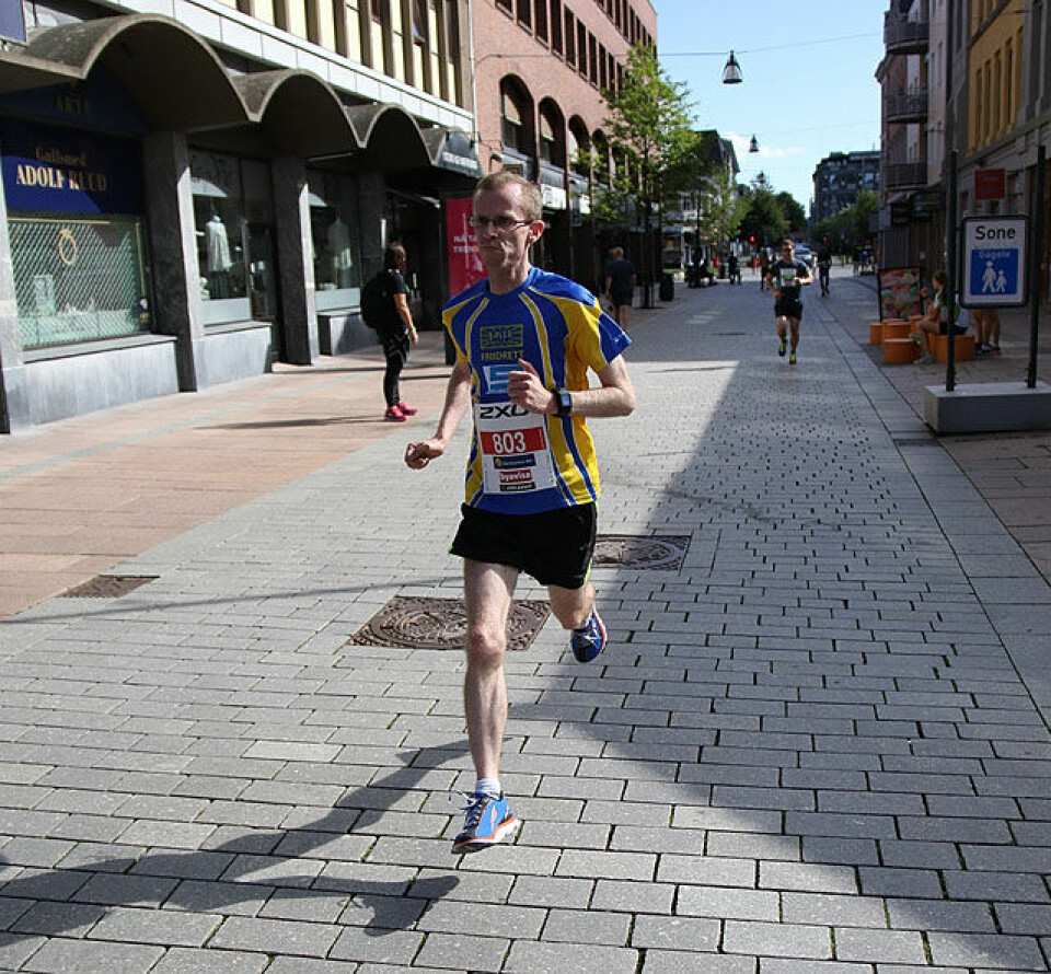 Gode tider og deltakerrekord i sommerlig Drammensmaraton 10km_OEyvind_Mehus_Sjursen_IMG_0408.jpg