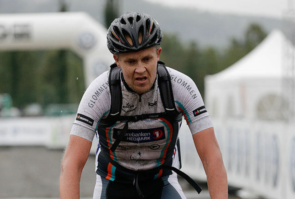 Vinneren mot mål: Christian Sørlie ble den eneste som syklet under tre timer. (Foto: Per Inge Østmoen) Vinneren mot mål: Christian Sørlie ble den eneste som syklet under tre timer. (Foto: Per Inge Østmoen)