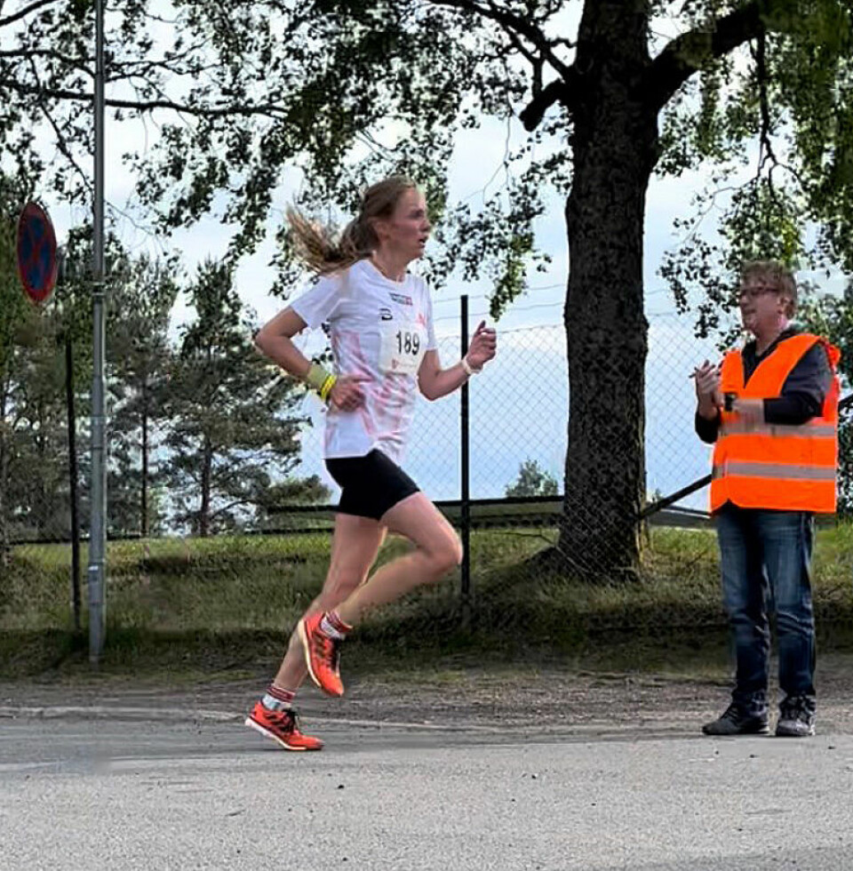 Løpefest i fine omgivelser på Lillestrøm Tone Fløttum best tid kvinner 10km. påmeldt hele Romerike Løpskarusell_fix.jpg