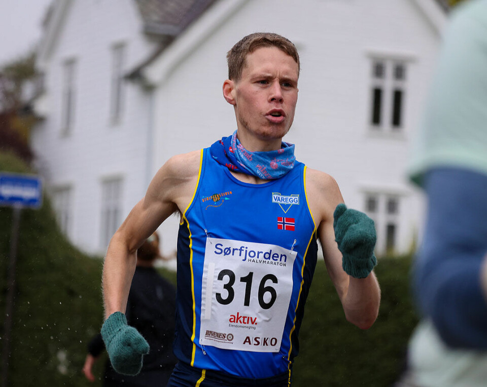 Lina Rivedal og Trygve Feidje Mjelde vant Sørfjorden halvmaraton 1U9A2139.jpg