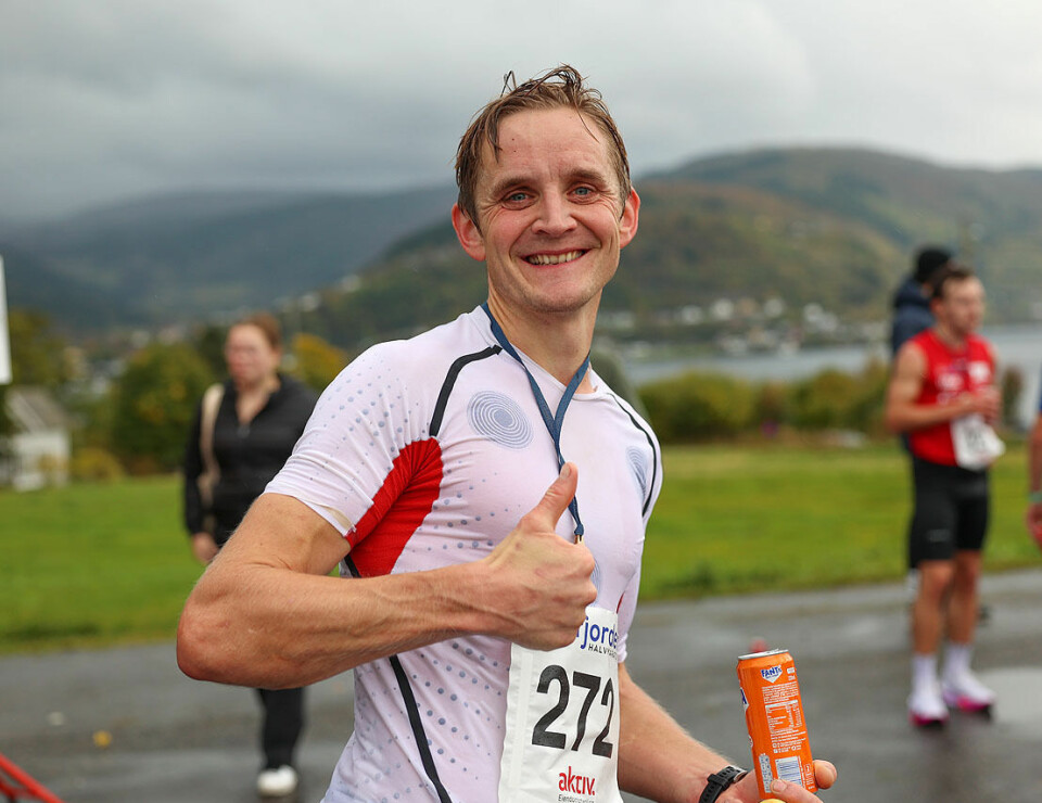 Lina Rivedal og Trygve Feidje Mjelde vant Sørfjorden halvmaraton 1U9A2515.jpg