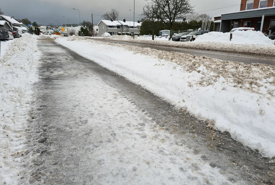 Fordeler ved å bli dårligere gangsti-med-is_20221217_112738.jpg
