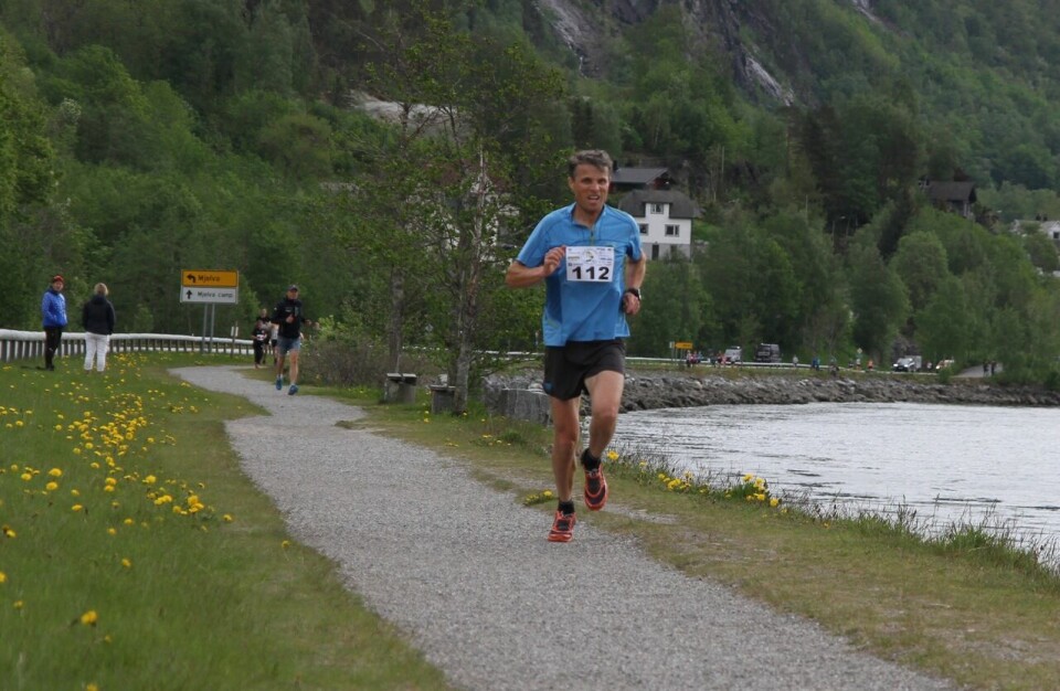 Kilian Jornet Burgada tok en klar seier i Åndalsnesløpet Ola_Hovdenak