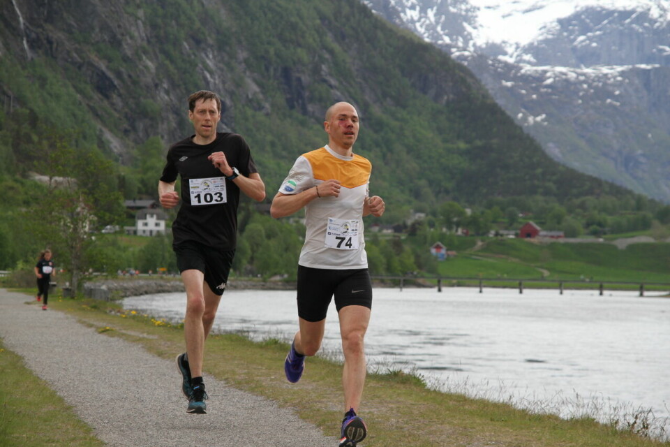 Kilian Jornet Burgada tok en klar seier i Åndalsnesløpet Kavli_Starheim