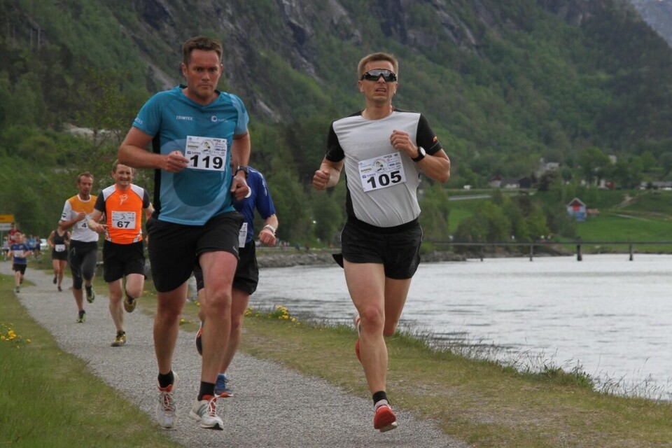 Kilian Jornet Burgada tok en klar seier i Åndalsnesløpet Nesse_Bruseth_mot_maal