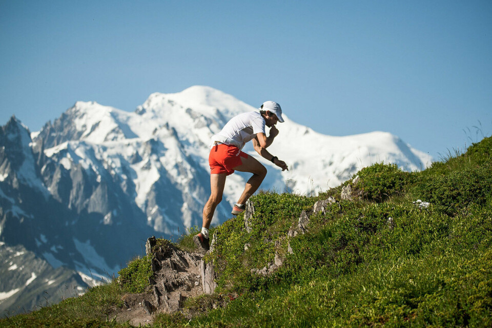 I varmt sommervær og storslagne omgivelser løp Kilian Jornet fra alle konkurrentene. (Foto: Fabian Bodet / Mont Blanc Marathon) I varmt sommervær og storslagne omgivelser løp Kilian Jornet fra alle konkurrentene. (Foto: Fabian Bodet / Mont Blanc Marathon)
