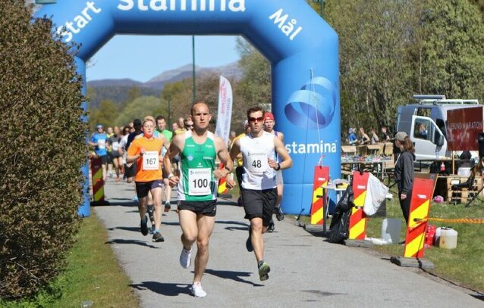 176 løpere i Ålesund Maraton på årets første sommerdag 08_halvmaraton_02.jpg