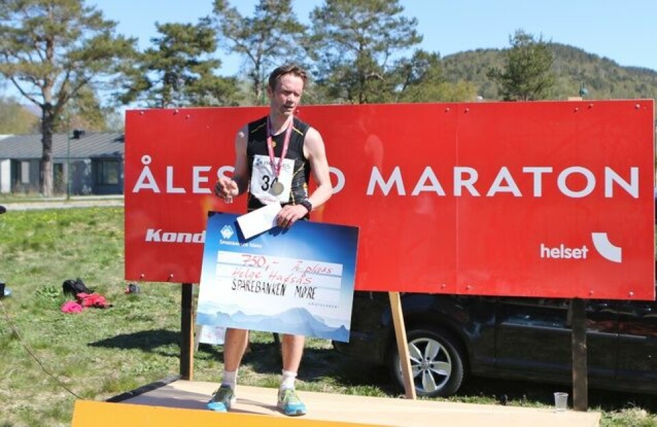 176 løpere i Ålesund Maraton på årets første sommerdag 11_Helge.jpg