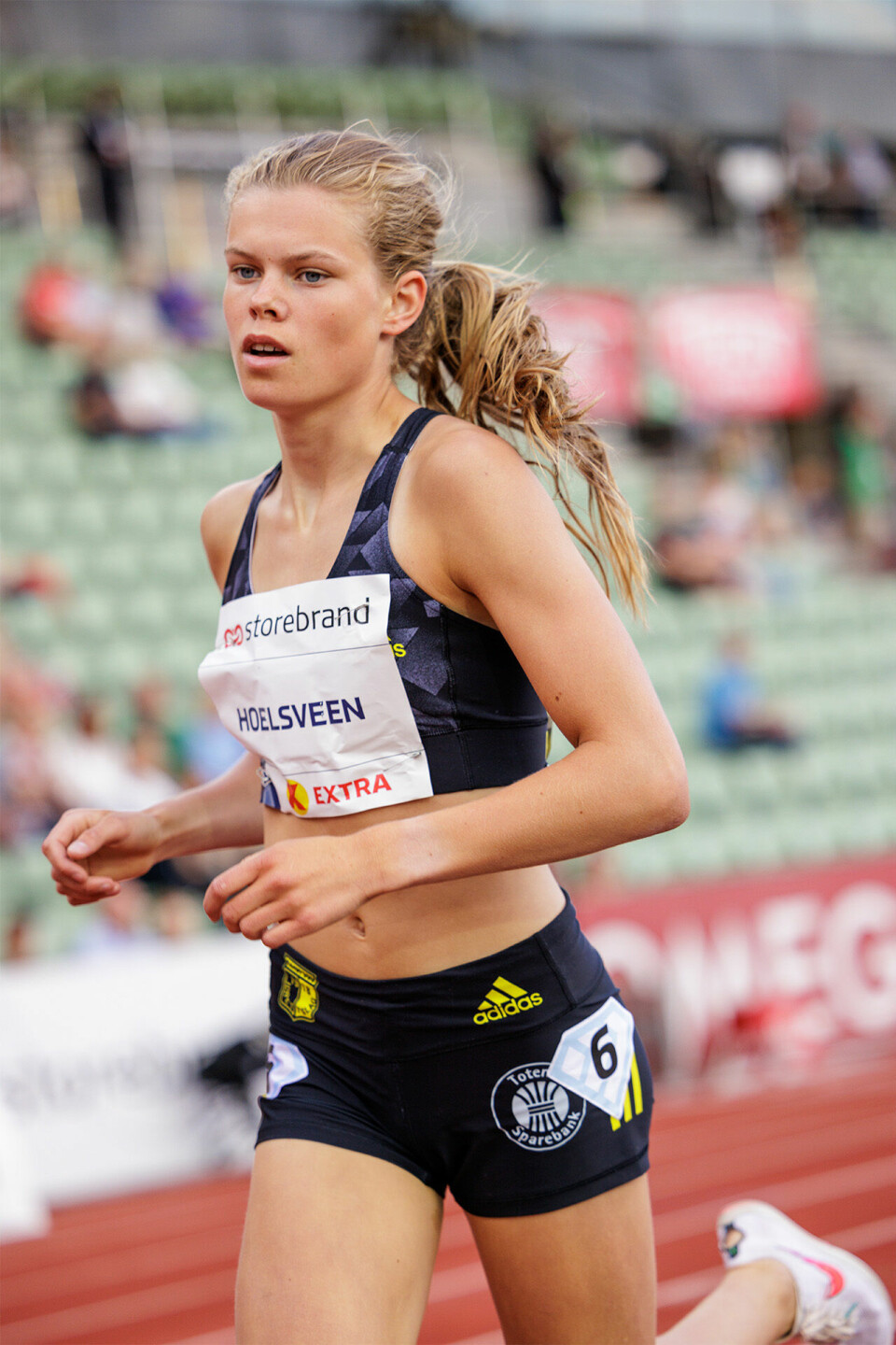 Malin Hoelsveen liker å ta i både på ski og i løpesko Malin-Hoelsveen-Bislett-Games-foto-Sylvain-Cavatz.jpg