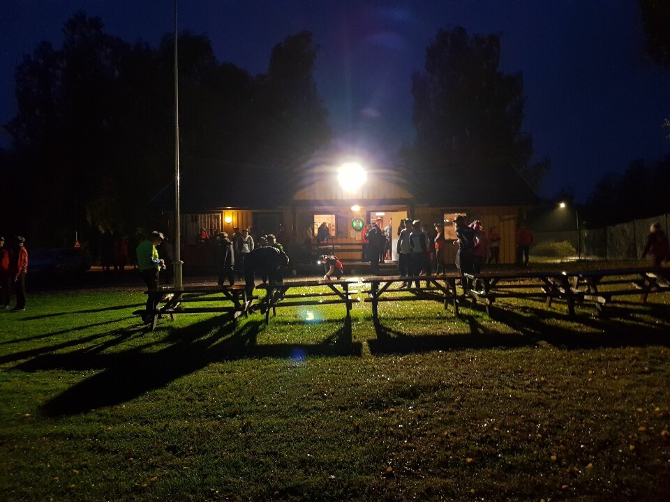 Nattjakta - natt o-løp i grensetraktene i gang Samlingsplass.jpg