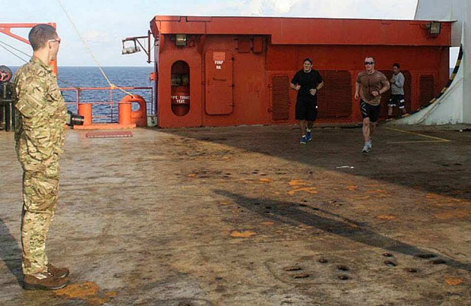 Miltært maritimt maraton slitne_loepere.jpg