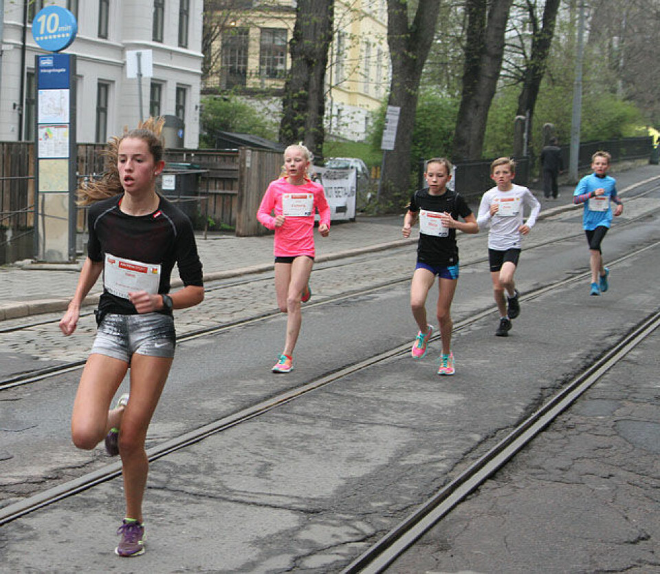 Ørjan Grønnevig og Karoline B. Grøvdal vant kaldt Sentrumsløp 5km_1,3km_Norheim_Morken_IMG_9289.jpg
