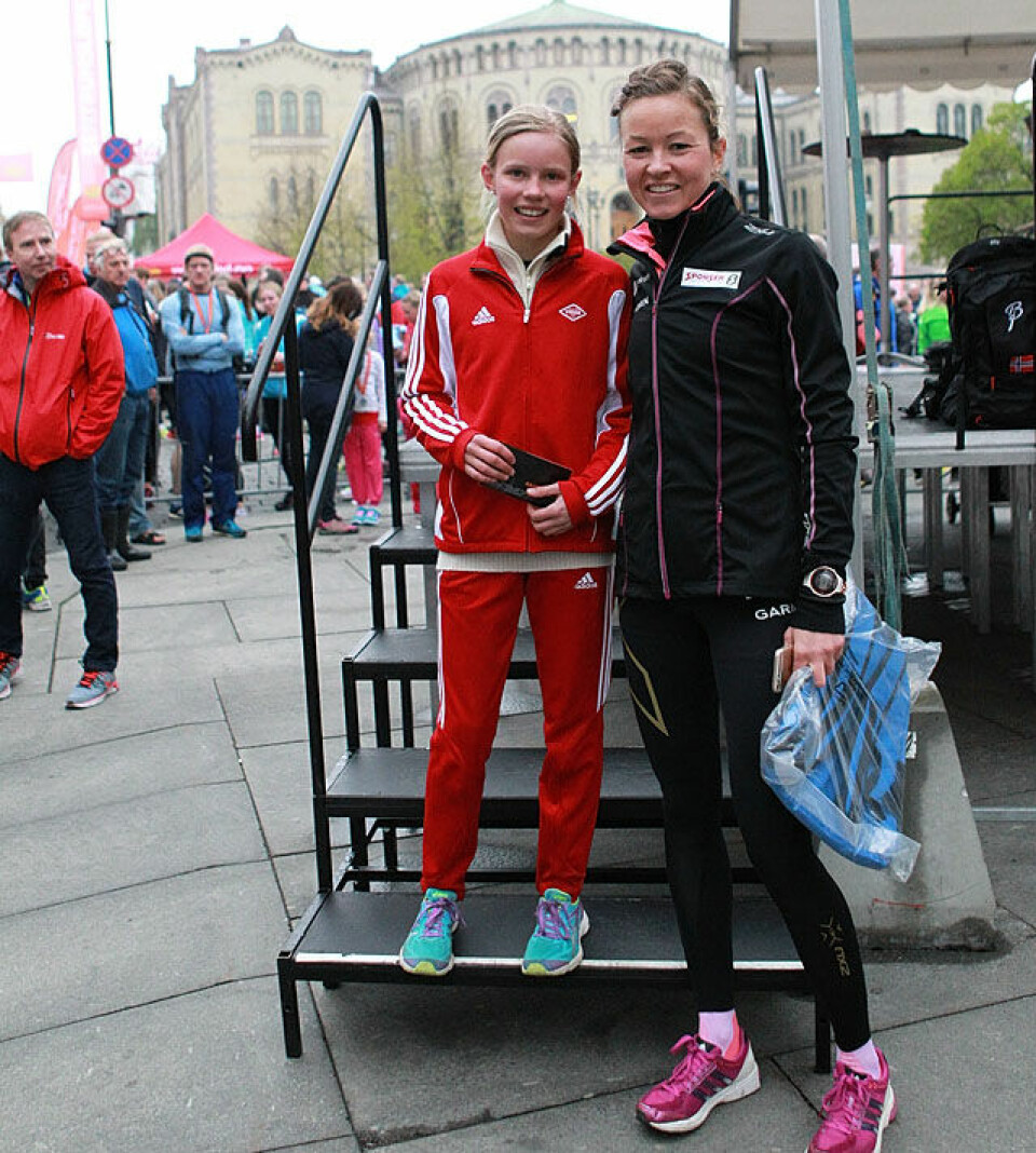 Ørjan Grønnevig og Karoline B. Grøvdal vant kaldt Sentrumsløp 5km_pall_damer_nr1_Pernille_Antonsen_nr3_Christina_Bus_Holth_A20G8626.jpg