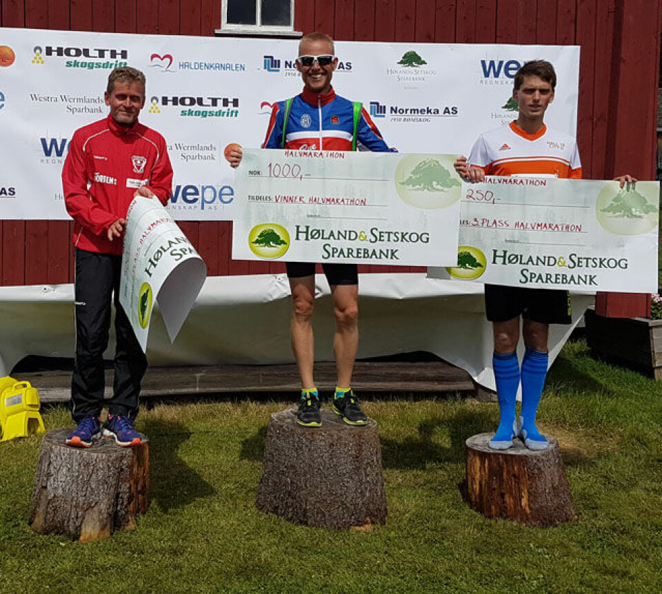 Gode vinnertider i den 12. Unionsmarathon Halvmaraton_seierspall_menn_20160702_135546.jpg