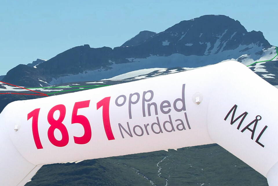 Løypa går til toppen av Middagshesten på 1382 moh – og ned att. Løypa går til toppen av Middagshesten på 1382 moh – og ned att.