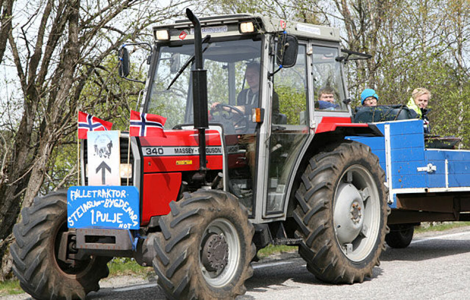 Eventyrlige Bygdemaraton IMG_6821_foelgetraktor.jpg