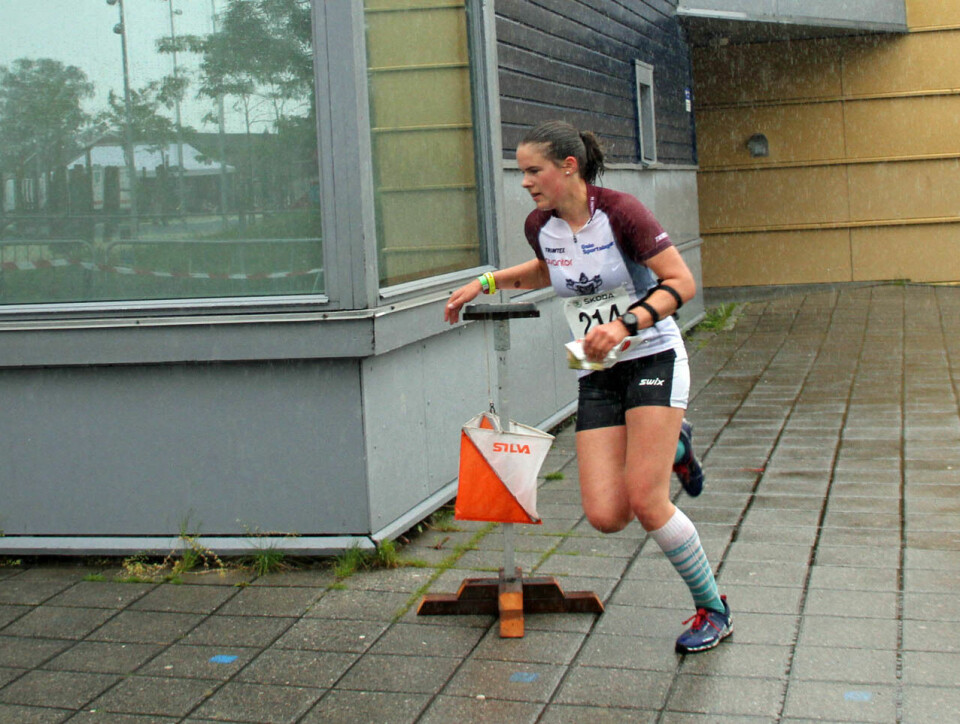 Eira Skaarer Wiklund, Nydalen (D16), på vei mot sitt 6. strake HL-gull. Eira Skaarer Wiklund, Nydalen (D16), på vei mot sitt 6. strake HL-gull.