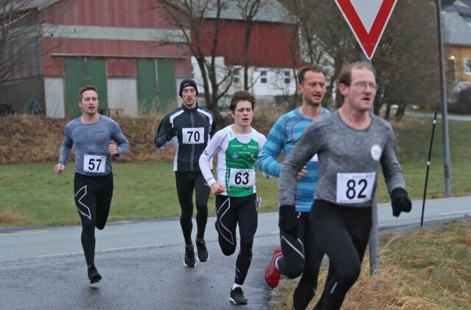 Leif Sægrov og Oda Midtflø raskest rundt Grimstadvatnet 7K9A1279.jpg