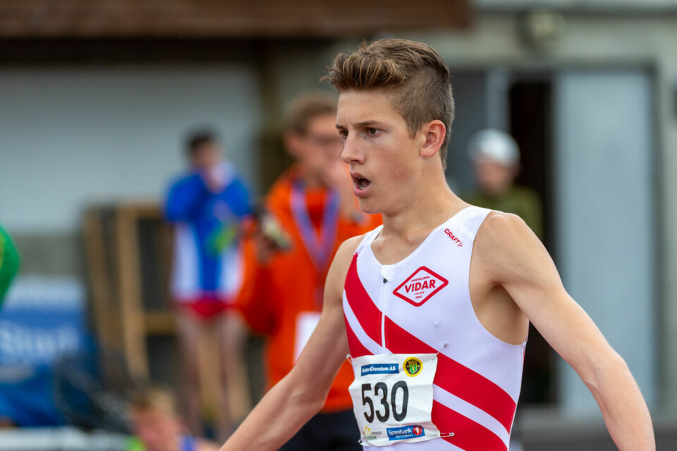 UM 2020: Casper Granheim Åkvik sjokkvant G15 mens Philip Morken vant G16 på 800 meter G15_800m_Heat3_Andreas Fjeld Halvorsen (530)_DSC9935.jpg