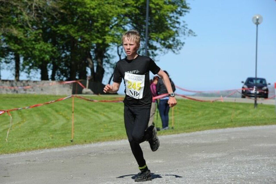 Flotte løpsforhold i Alstahaug Maraton