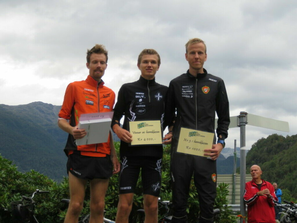 22. august går Langs Åkrafjorden for 18. gong Langs Åkrafjorden 2019 Premiepall menn.jpg