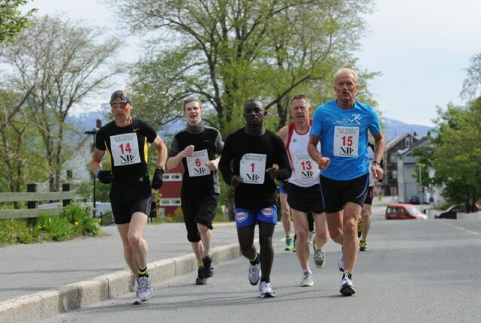 Flotte løpsforhold i Alstahaug Maraton