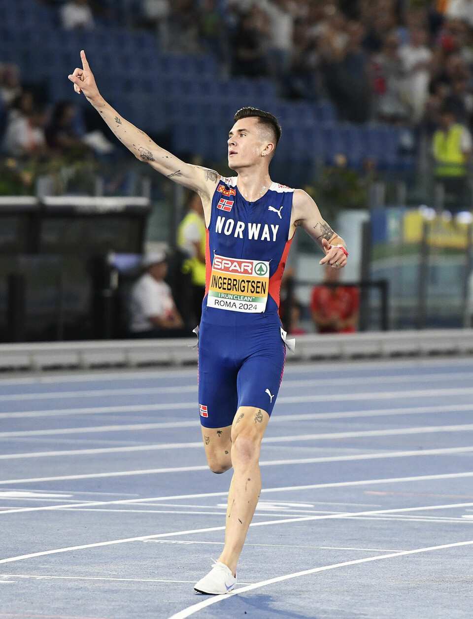 Jakob Ingebrigtsen tok sin tredje EM-tittel på 5000 meter 5000-jakob-maalgang-seiersgest_50D4772.jpg