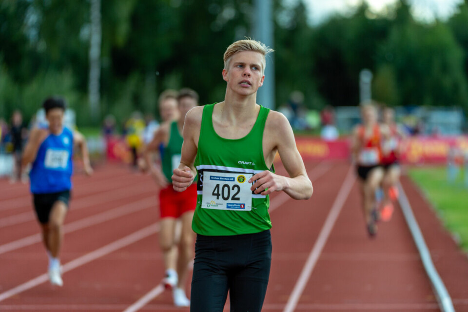 UM 2020: Casper Granheim Åkvik sjokkvant G15 mens Philip Morken vant G16 på 800 meter G16_800m_Heat2_Benjamin Olsen_Mål_DSC9825.jpg