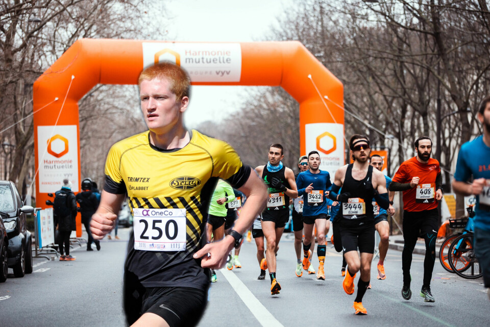 Bilde fra Paris halvmaraton. Innfelt: Knut Borkholm fra junior-NM 2020. (Foto: FB-side Paris Halvmaraton/ Arne Dag Myking) Knut Borkholm tok en klasseseier i Paris Halvmaraton i 20-årsklassen