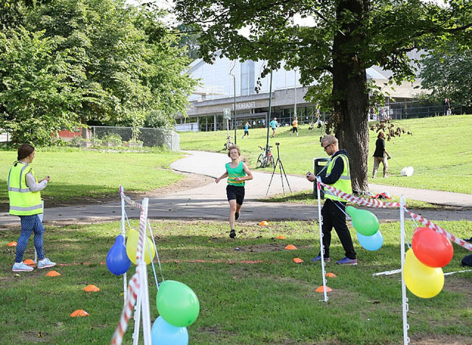 Tøyen Parkrun debuterte med kjempesuksess! Oliver_Craggs_i_maal_IMG_8440.jpg