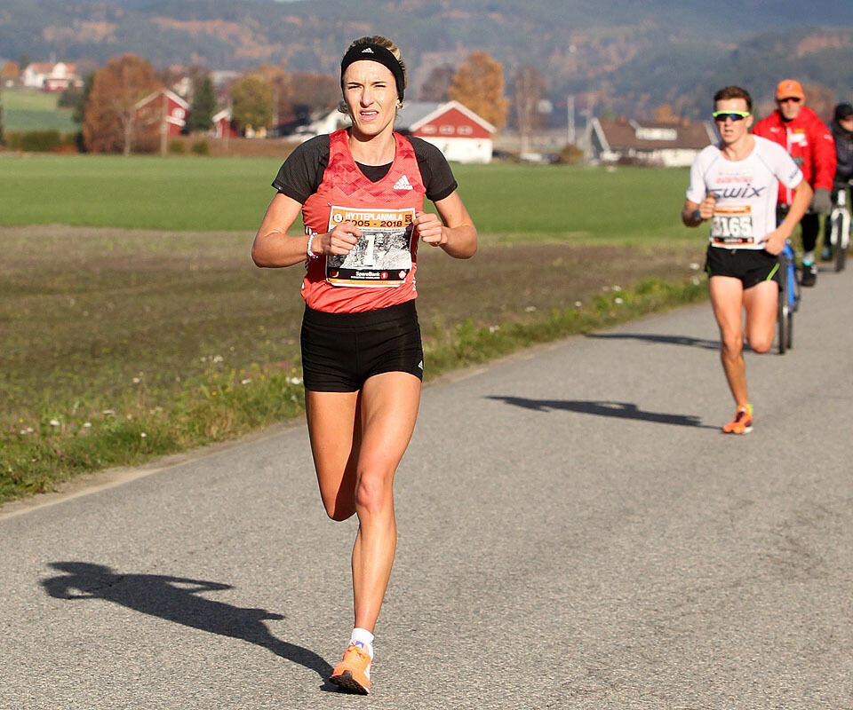Henrik Ingebrigtsen og Meraf Bahta vant Hytteplanmila under ideelle forhold 8km_Karoline_Bjerkeli_Groevdal_A20G4079.jpg