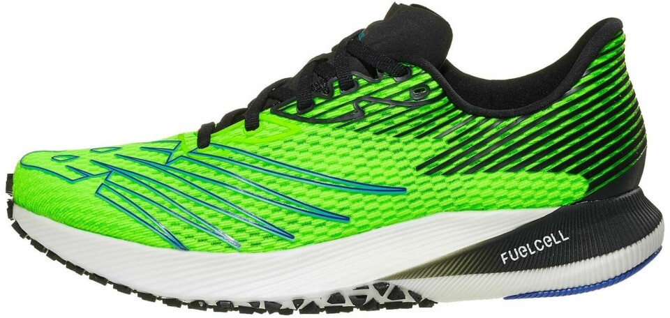 Kondis tester: Enda flere karbonsko new-balance-fuelcell-rc-elite.jpg