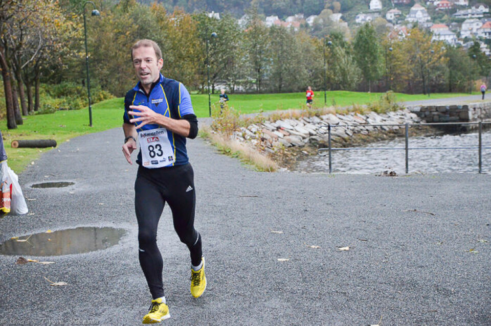 Marius Vedvik suveren i bykarusellen i Bergen DSC_4650.jpg
