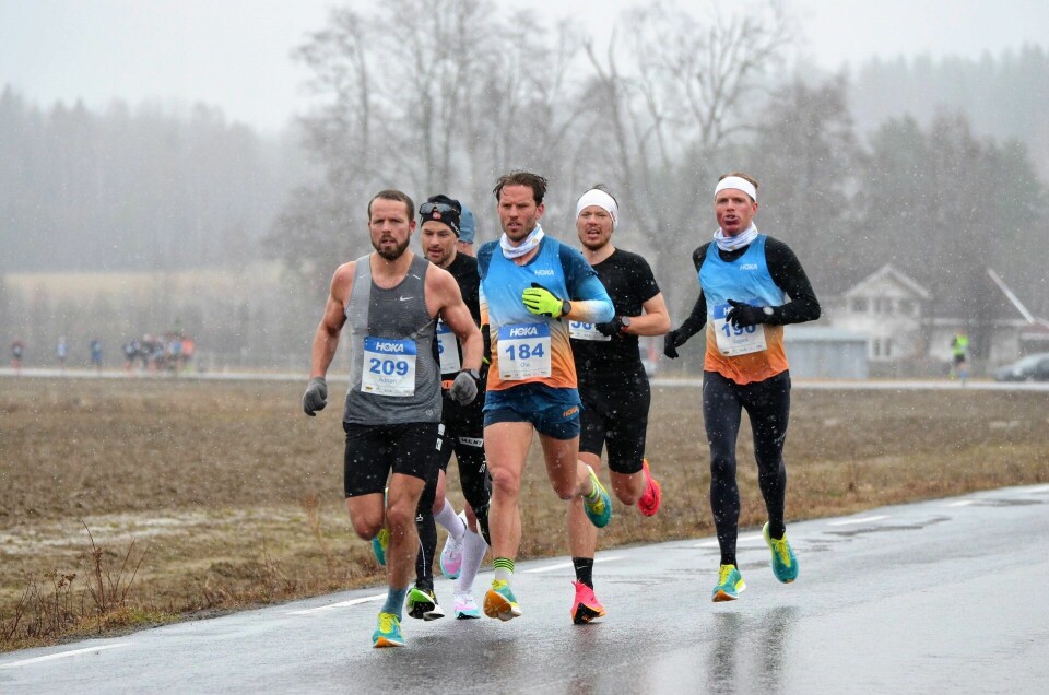Rask løpsfest i snøvær i Grue Halvmaraton Tetpulja.jpg