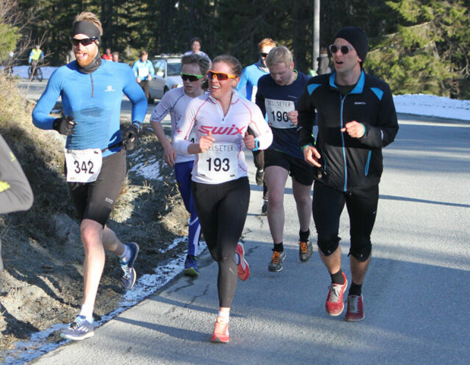 Solfylt opptur for 386 deltakere i det 30. Fjellseterløpet 640_Hanna193ogBjørn342.FotoSolhaugen.jpg