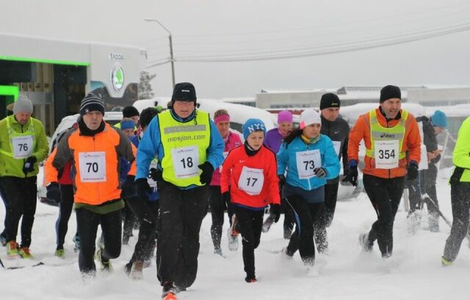 Ålesund vinterkarusell i snøkave og løssnø 0S3A4601.jpg