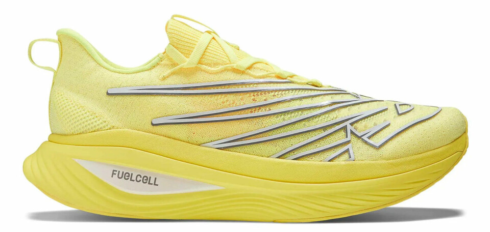 Hvilke supersko gir best løpsøkonomi? New Balance SC Elite v3.jpg