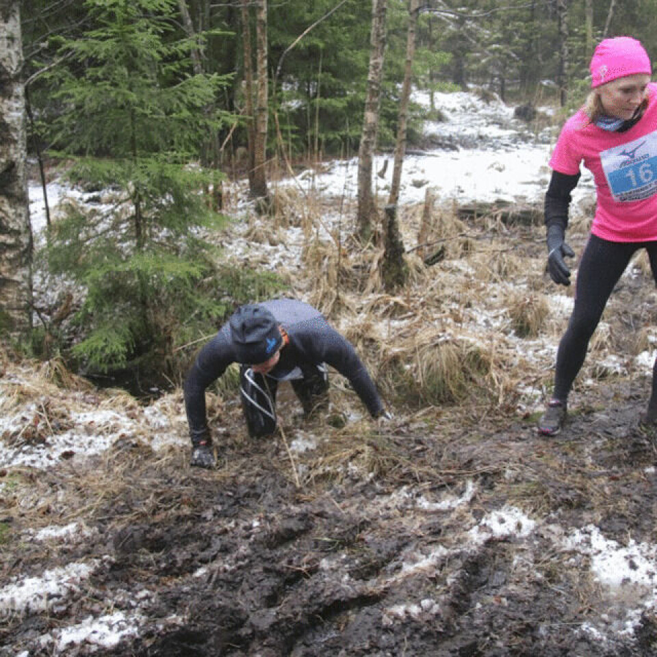 Knutsmoen og Aaslund vant et meget gjørmete Råskinn kledt i hvitt IMG_6025-ANIMATION_640x640.gif
