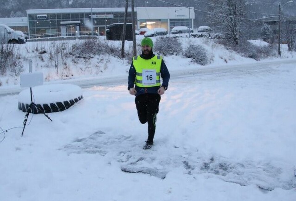 Ålesund vinterkarusell i snøkave og løssnø 0S3A4640.jpg