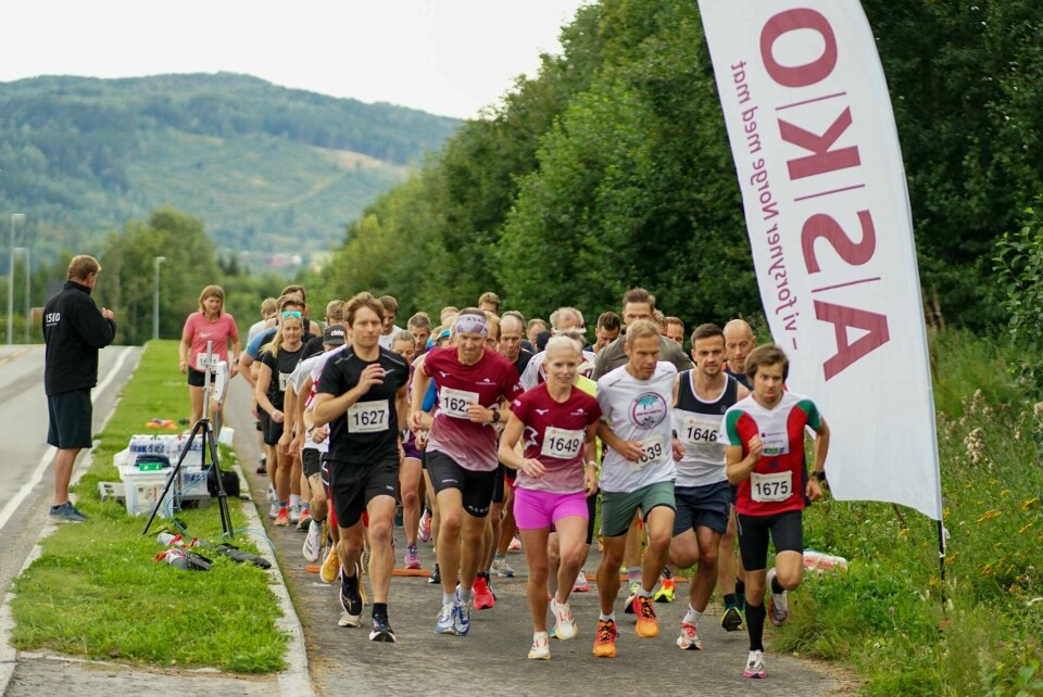 Tidenes klart største felt med 54 løpere la avgårde fra ASKO i Brumunddal tirsdag. (Foto: Kristian Dillerud) Tidenes klart største felt med 54 løpere la avgårde fra ASKO i Brumunddal tirsdag. (Foto: Kristian Dillerud)