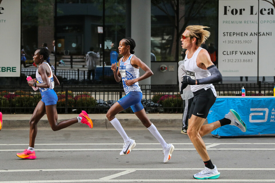 Kelvin Kiptum med fantastisk verdensrekord på maraton Hassan_Sifan-Chicago23.JPG